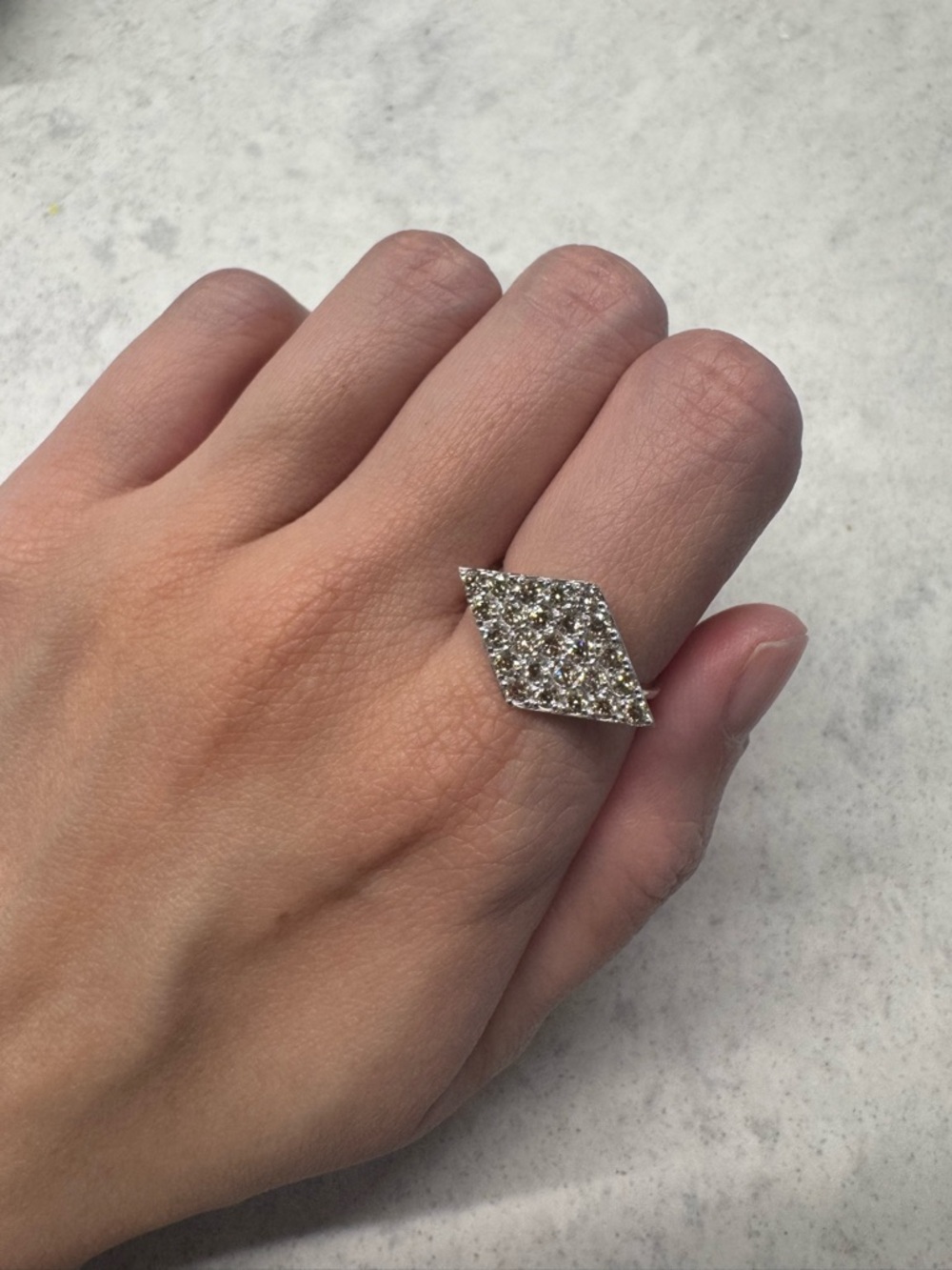 New 18K gold 1ct natural Champaign diamond Pavé statement ring
